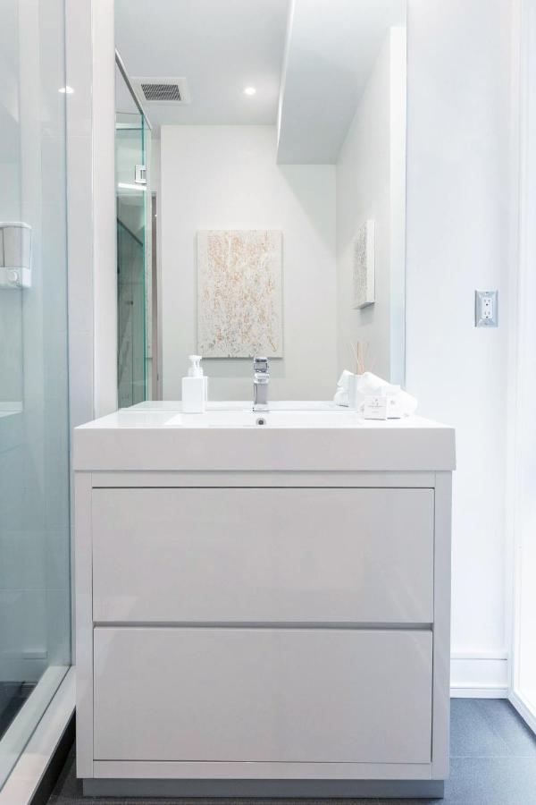 Elegant Downtown Home Toronto Bagian luar foto